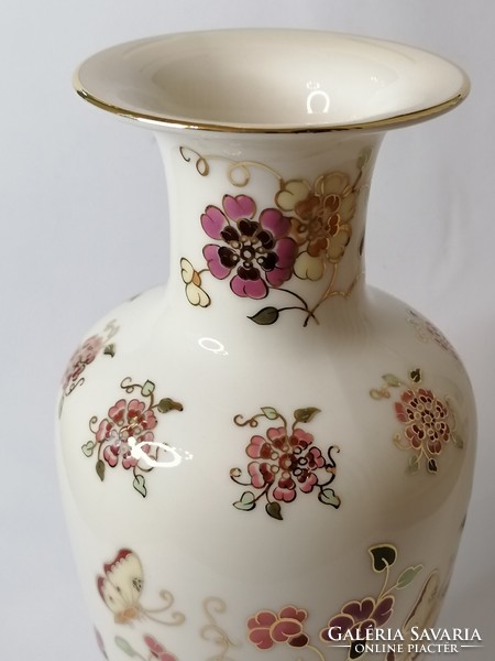 Large butterfly vase by Zsolnay, 27 cm. New. From collection.