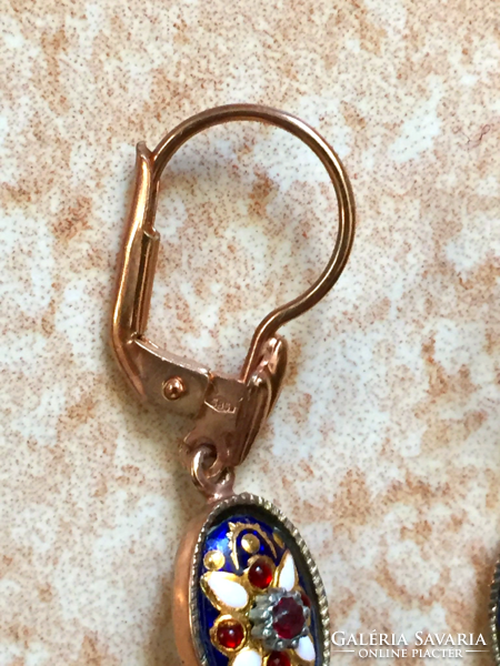 14 Kt gold earrings with fire enamel inlay, 2 cm, 2.7 Grams