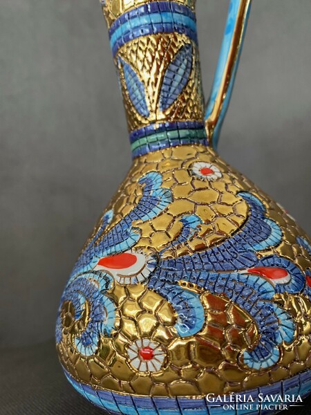 Mano oro zeccino Italian ceramics