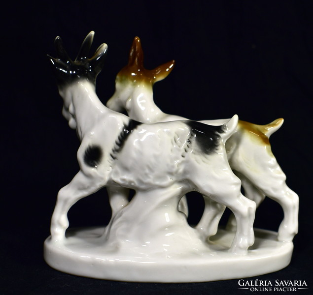 Thuringia xx. First half of S. German porcelain figure: pair of goats