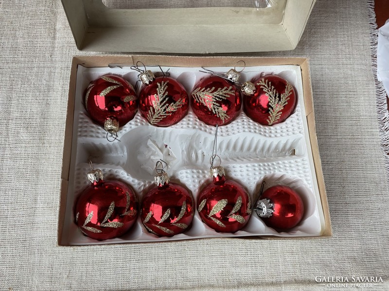 Beautiful mixed glass sphere Christmas tree decoration ornament package for Christmas. Glass