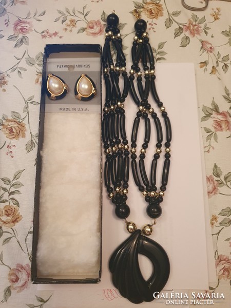 Jewelry set chain + earrings black