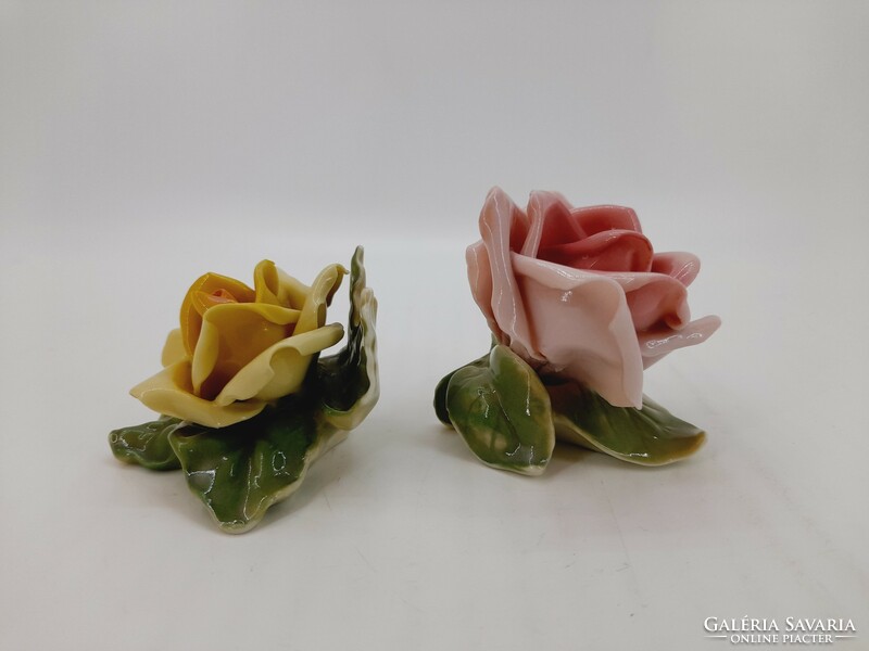 Ens porcelain roses in pairs, 2 in one