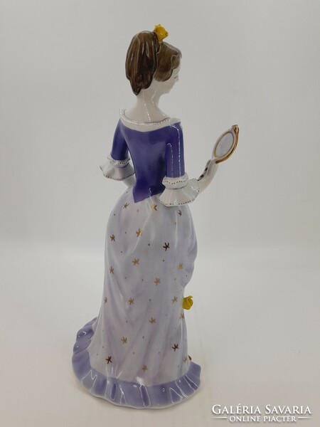 Hollóházi porcelán barokk hölgy tükörrel, 27 cm