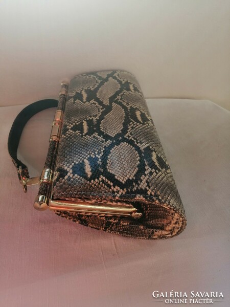 Kígyóbőr táska, ridikül az 1970-es évekből