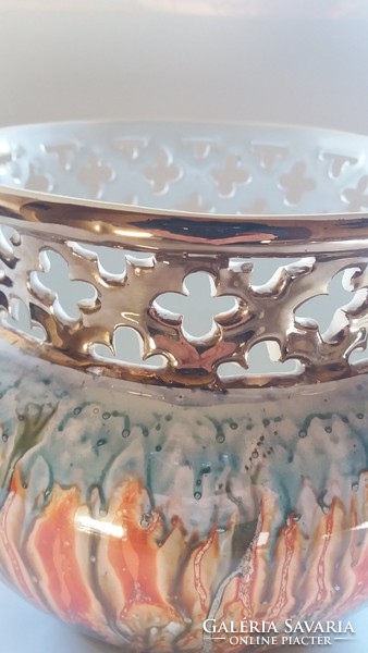 Zsolnay-style large bowl with multi-colored, continuous glaze, pierced, gilded, flawless, 22 cm