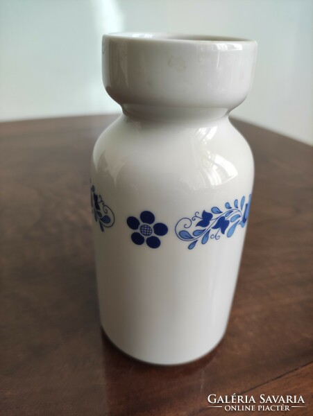 Kék matyó virág hímzés minta övvel festett henger alakú alföldi porcelán váza