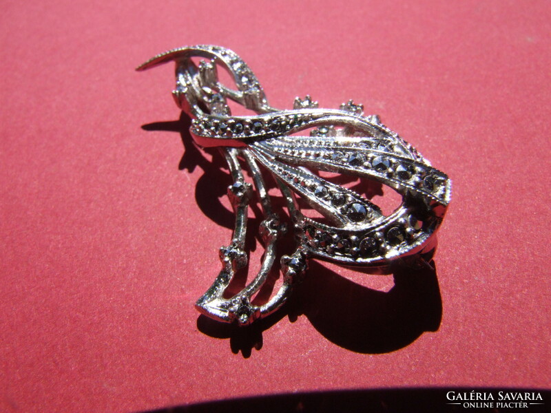 Silver badge with marcasite (200620)