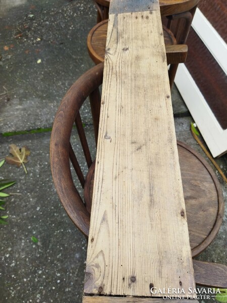 Old zither base