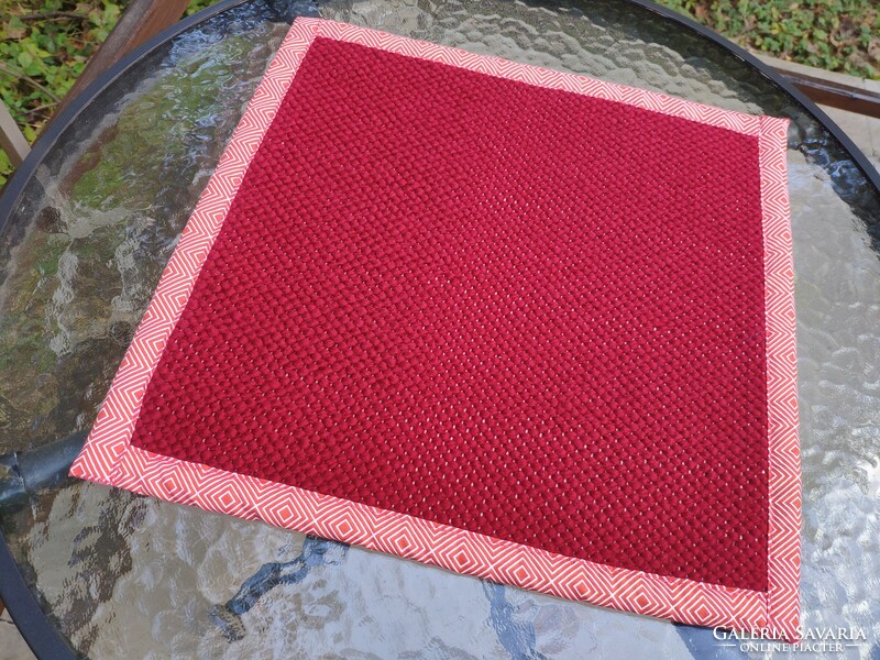 'Sit-blue', 'red-seat' and 'loose-sit' hand-woven felt-effect chair cushions