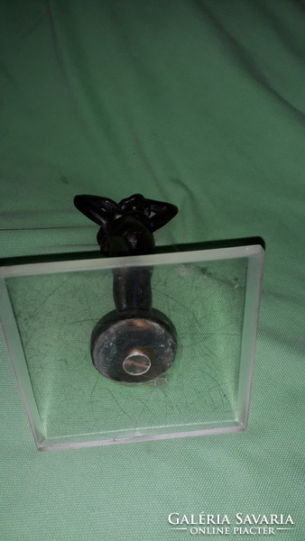 Old very beautiful bronze female nude small table statue on a plexiglass cube pedestal 14 cm according to the pictures