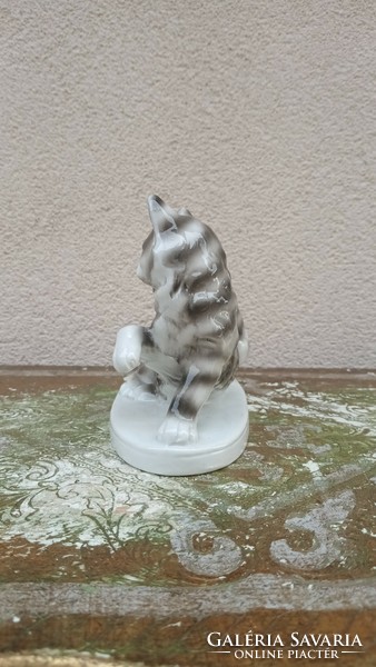 Cat porcelain sculpture marked as negotiable