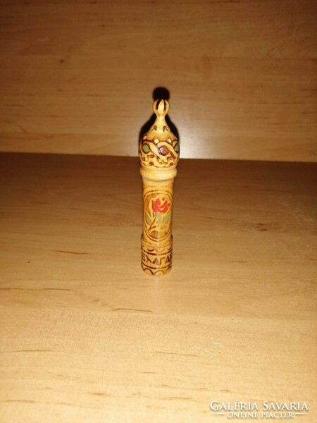 Bulgarian rose oil folk artist in a wooden box (1/p)