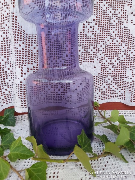 Beautiful purple bohemia? Czech? Murano? Glass vase collector's mid-century modern home decoration heirloom