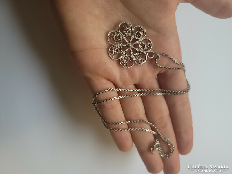 Antique filigree silver flower motif openwork pendant with silver chain!