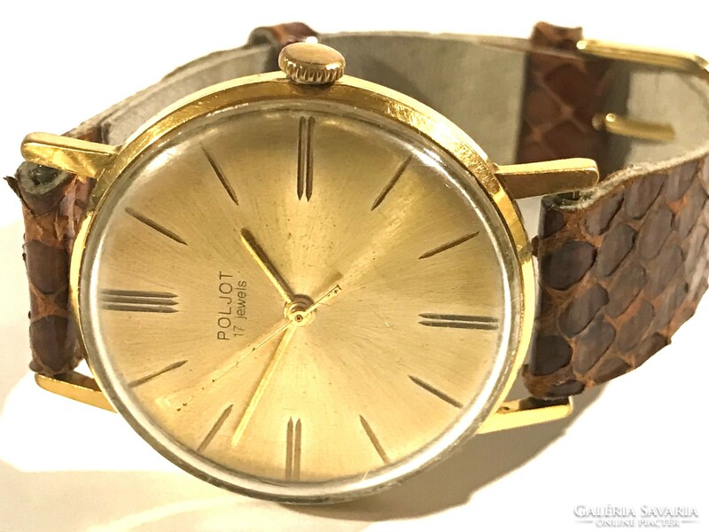 Gold dial poljot in very nice condition! 35 Mm k.N. Mom park area! Postage after cash on delivery