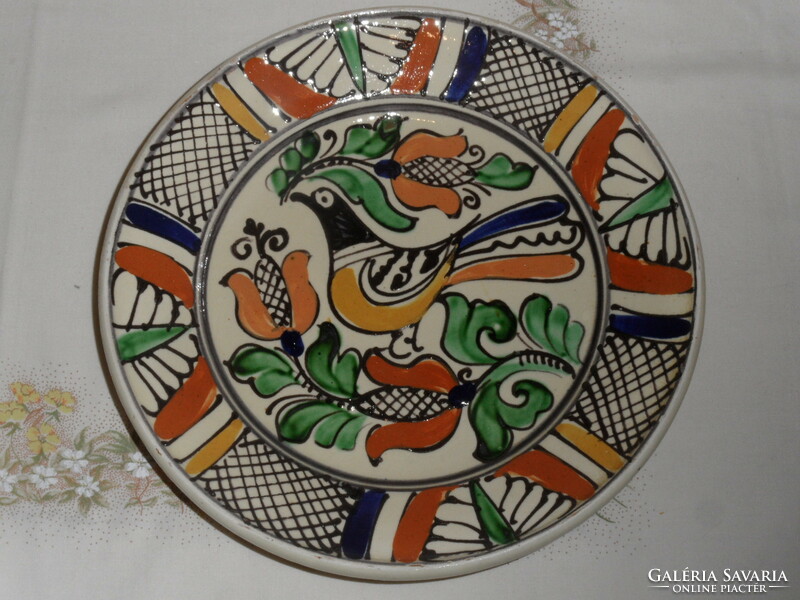 Corundum bird wall plate