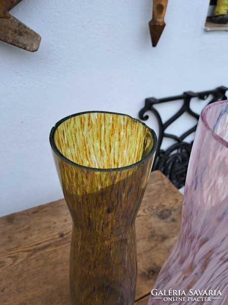 Gyönyörű színű karcagi  berekfürdői üveg váza Gyűjtői mid-century modern  lakásdekoráció hagyaték