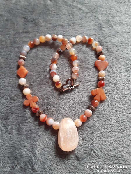 Beautiful orange selenite necklace with agate beads and aventurine spacers.