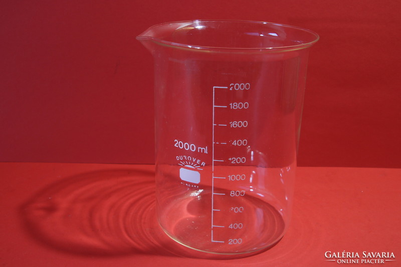 2 Liter glass measuring cup flawless