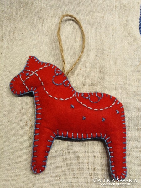 Karácsonyi dekorációs függeszték -  Dala lovacska