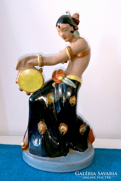 Hop ceramic Mexican dancer dancing girl statue 27cm