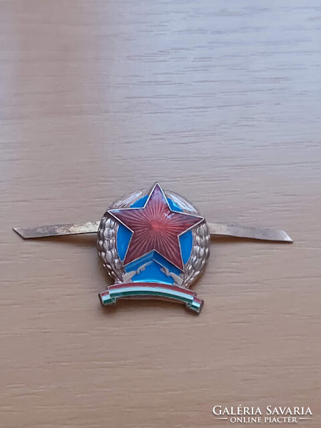 Kádár star policeman cap badge #