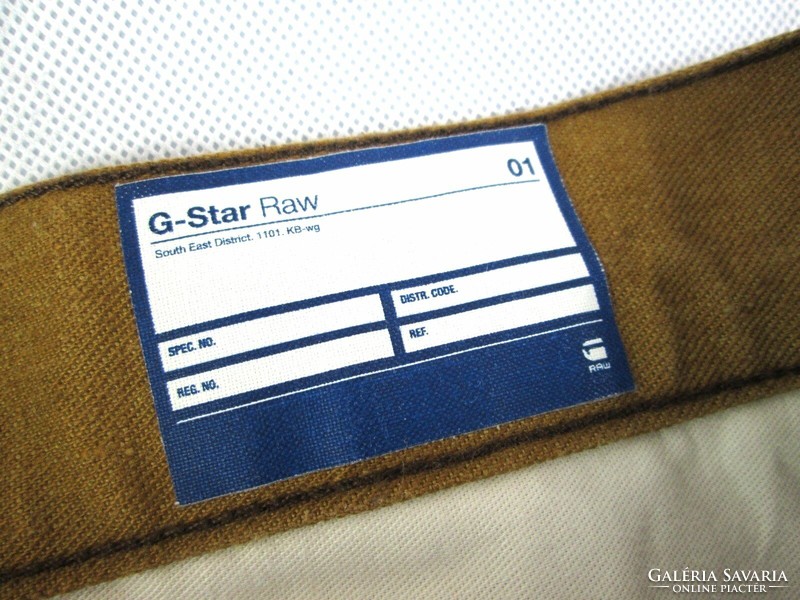 EREDETI G-STAR RAW (W30 / L32) FÉRFI DESIGN FARMERNADRÁG