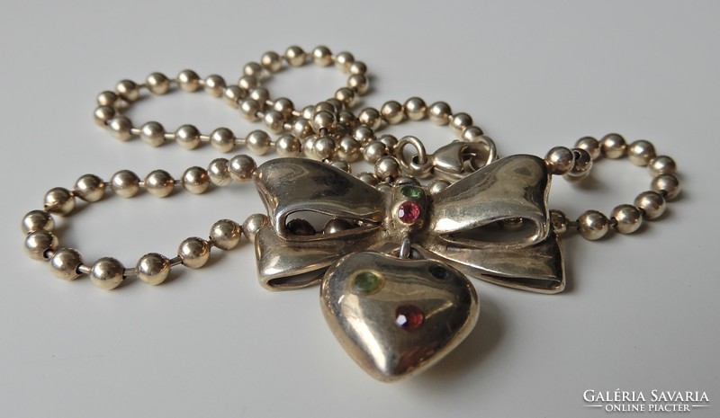 Régi aranyozott ezüst nyaklánc masni alakú medál résszel és drágakövekkel