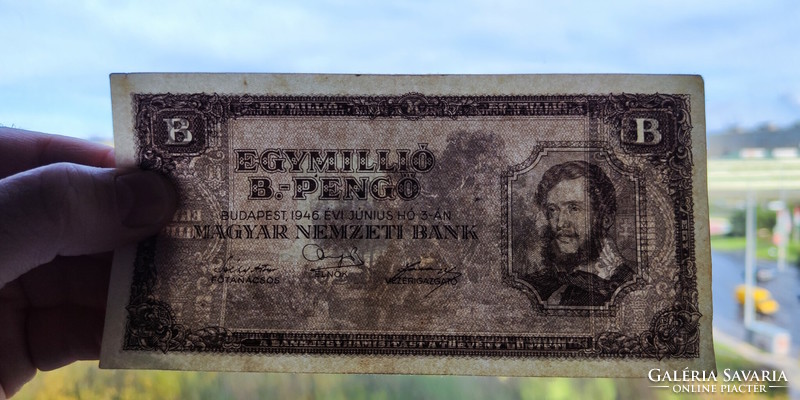 Pengő-milpengő-bilpengő line: 1 million (ef-vf) | 3 banknotes