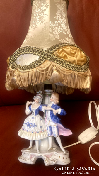 Baroque lamp