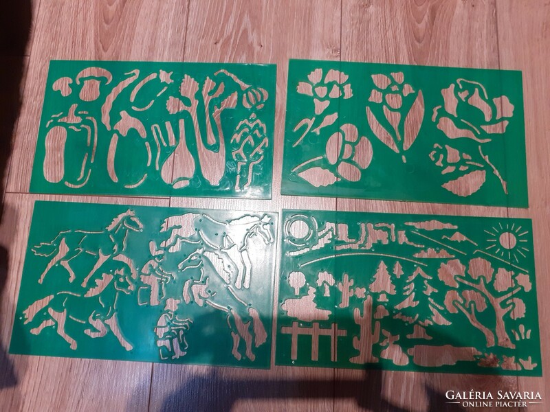 Quercetti drawing templates 4 in one green, solid creative toy
