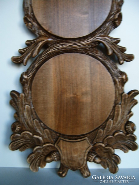 Trófaalátét agyaralátét trófeafaragás vadászajándék preparátum preparálás kopjafa vadásztermék kutya