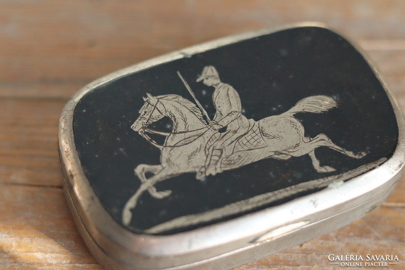 Antique equestrian snuff box