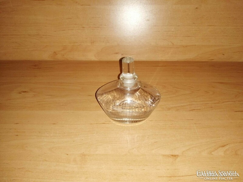 Antique carved perfume bottle (6/k)