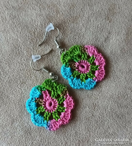 Rosehip crochet earrings pink-turquoise