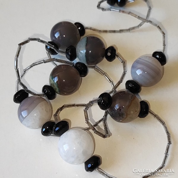 Beautiful large agate spherical onyx necklace