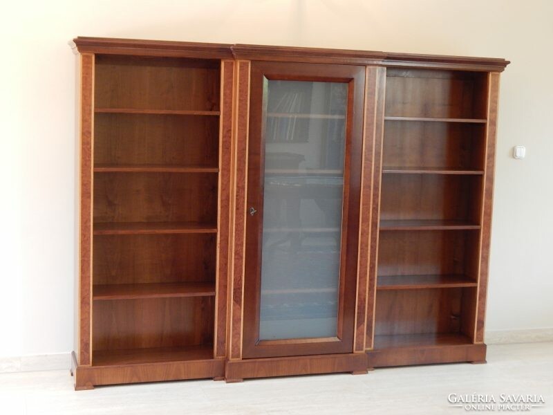 Biedermeier three-section bookcase [f-09]
