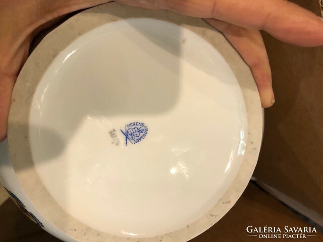 Herendi porcelán váza, Viktória mintás, 50 cm-es magasságú.