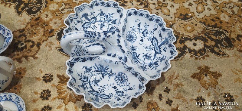 Meissen tableware with mixed markings, 98 pcs.