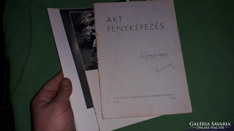1944.Dr. Gyulai Ferenc: Aktfényképezés. töredék könyv a képek szerint -A Fotóélet Nagy Könyvtára