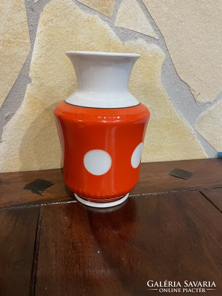 Beautiful Verbilki Russian, Soviet polka dot vase for porcelain flowers