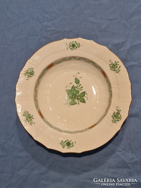 33-piece Herend dinnerware with Aponyi pattern