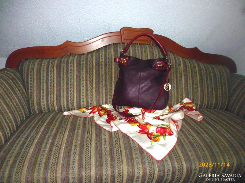 Amerikai Keneth Chole   női  valódi  bőr táska ..