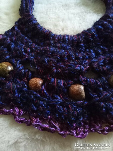 Crochet necklace