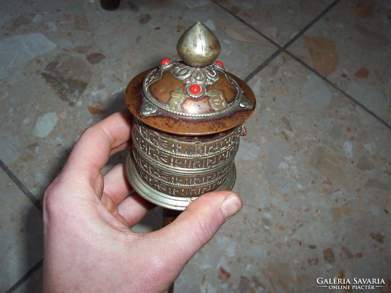 Prayer cylinder in good condition