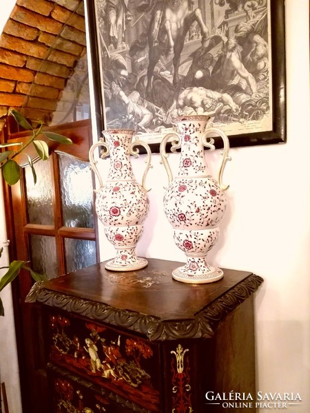 Városlőd, Mayer füles váza pár, 19.század, jelentős provenienciával eladó