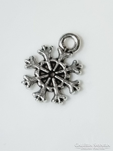 Snowflake pendant (11)