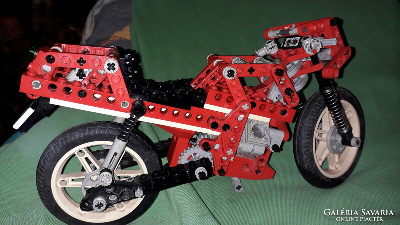 Lego® technic 8422 – circuit shock racer motorcycle with box as shown in the pictures