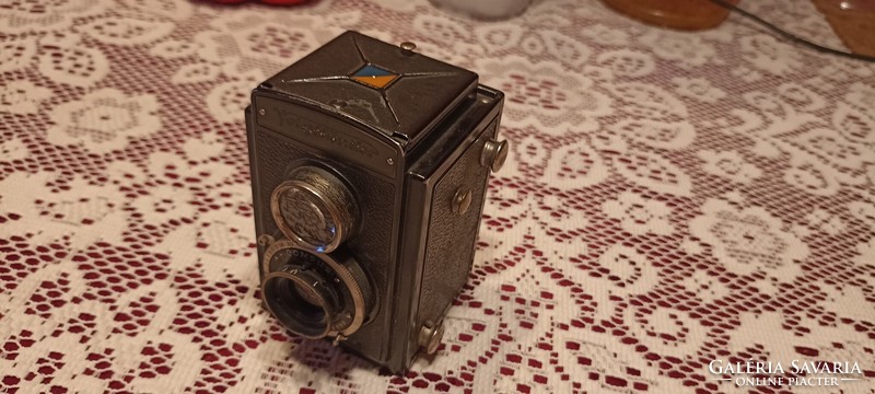Voigtländer Brillant TLR kamera Anastigmat "Skopar"  1:4,5 / F = 7,5  Antik!